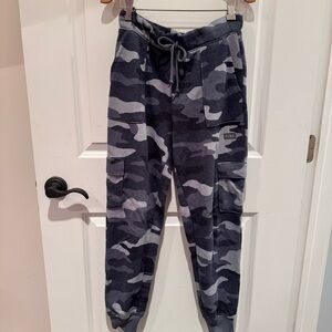 PINK Victoria's Secret Kids Camo Joggers - Black and Gray